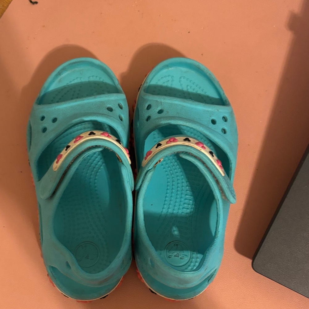 Crocs Crocband II Mickey PS Sandal C9. - Picture 3 of 14
